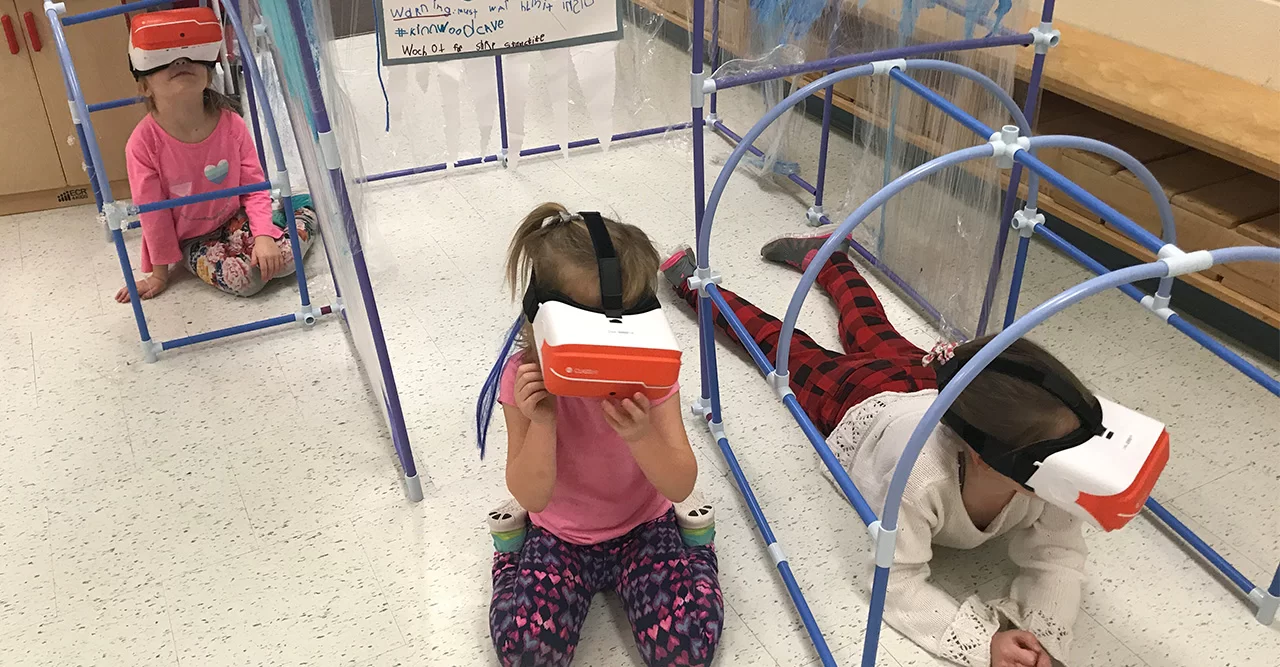 Children-wearing-classvr-headset